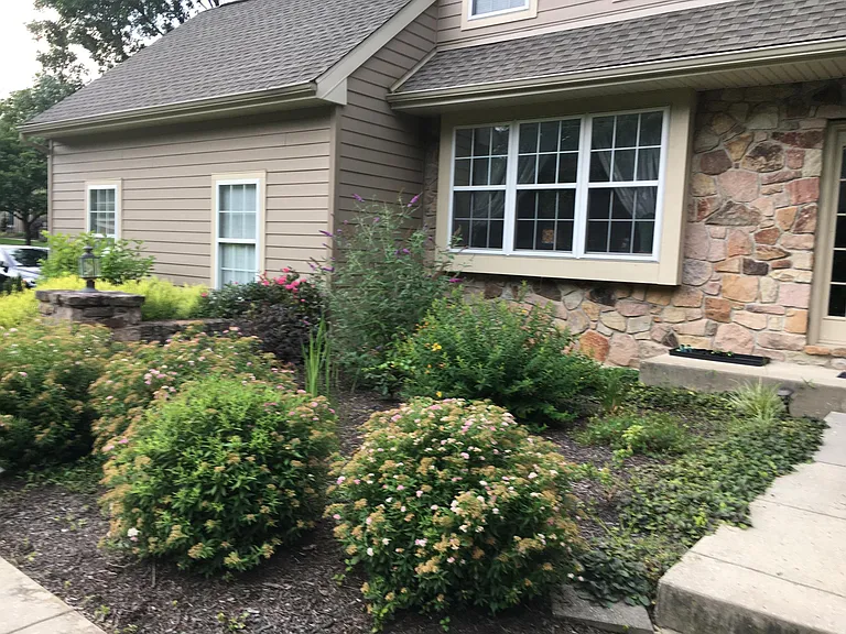 301 Lea Dr — Photo 3