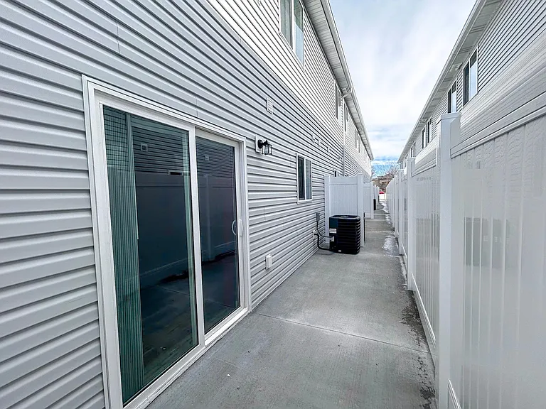 190 Margette Way — Photo 19