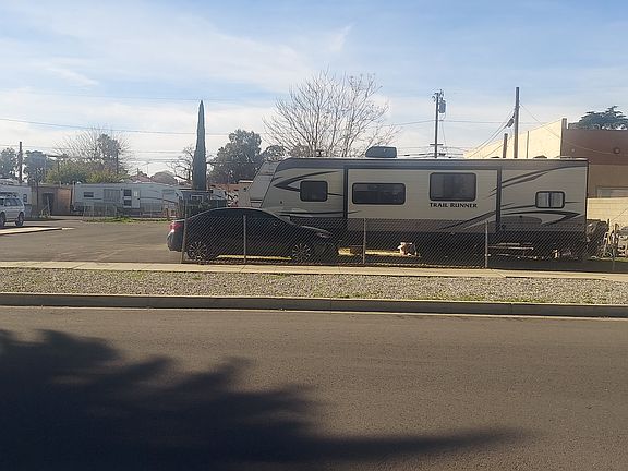 4th image of 525 Palm Ave #6