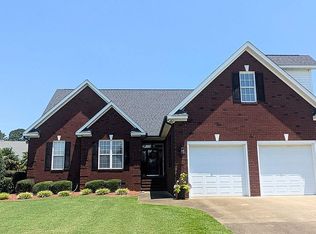 205 Eagles Pointe Dr, Goldsboro, NC 27530