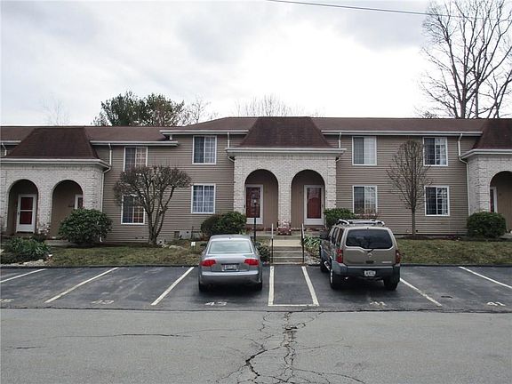 2nd image of 43 Marigold Cir