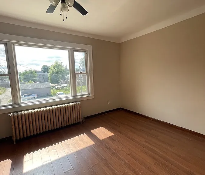 538 Louis Ave #4 — Photo 6
