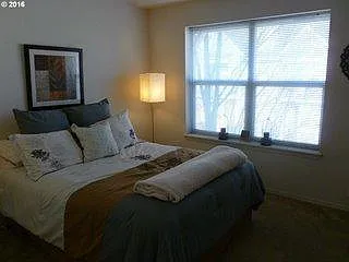 724 SE Fairwinds Loop — Photo 30