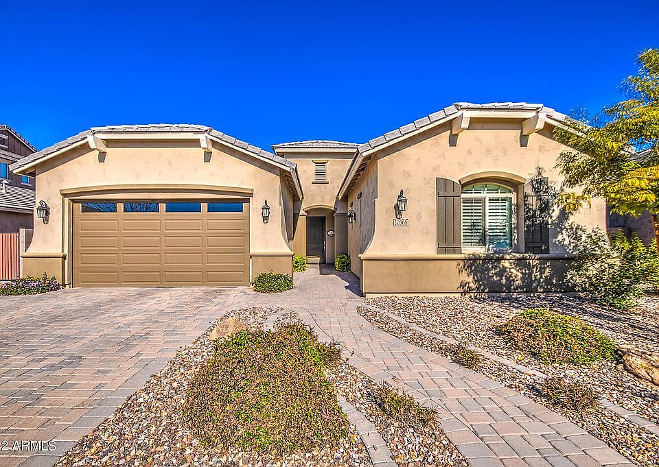1st image of 20368 E Canary Ct