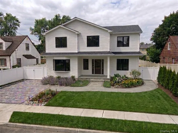 448 Coolidge Street, West Hempstead, NY 11552