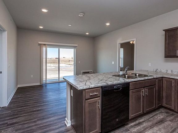 4th image of 2135 Edgewood Dr #306