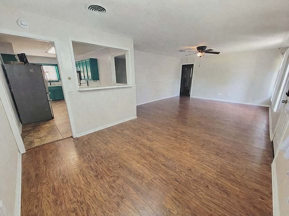 5th image of 3408 38th St