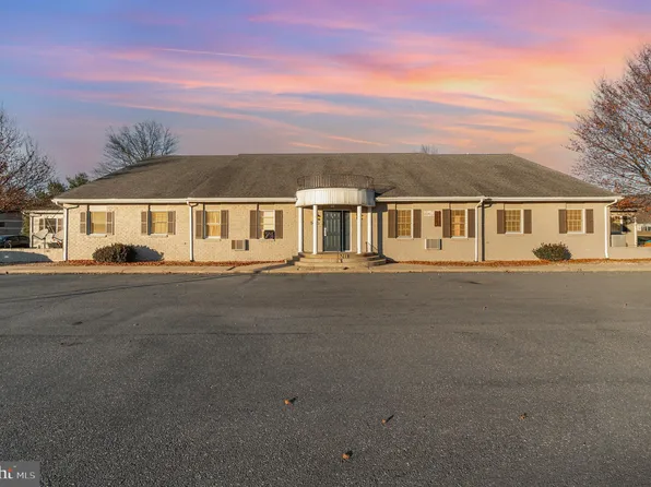 5075 Lincoln Way E, Fayetteville, PA 17222