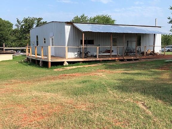3rd image of 25196 Brandy Ln