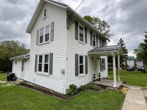1573 Cooper Ave, Grassflat, PA 16839