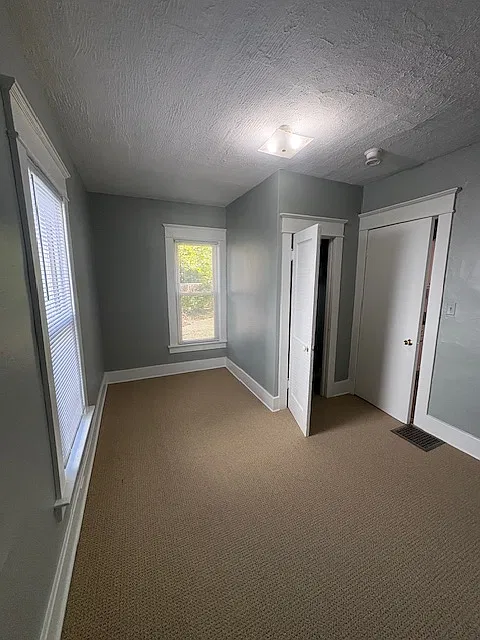 2 bed, 1588 sqft, $900 — Photo 1