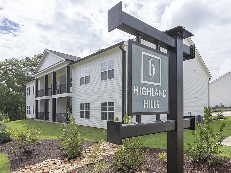 Highland Hills — Photo 29