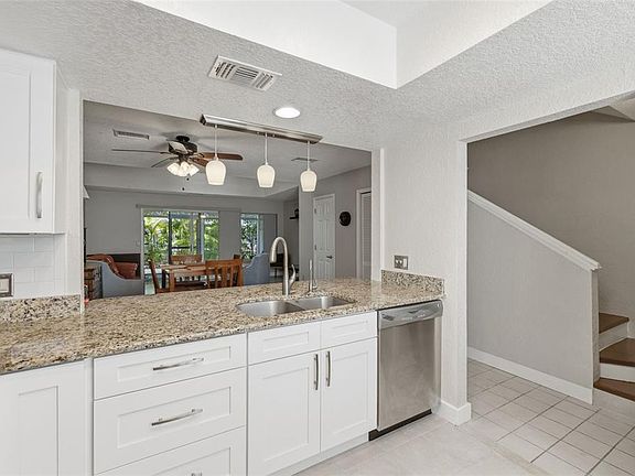 5th image of 500 New York Ave APT 25