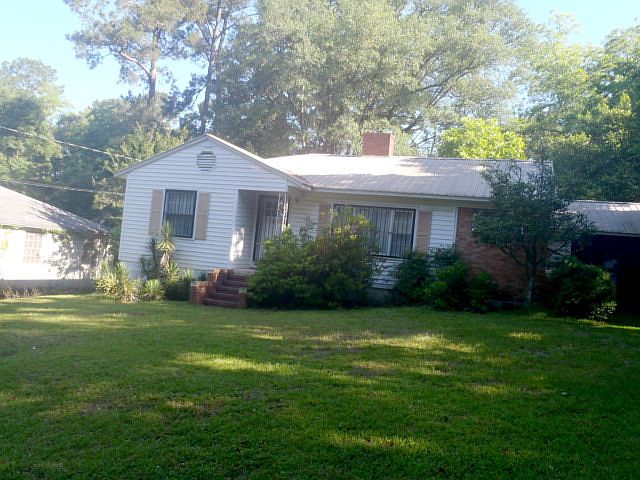 1st image of 24 W Barnes Ave