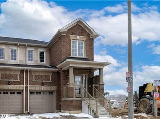 2 Wagon Ln, Barrie, ON L9J0V1