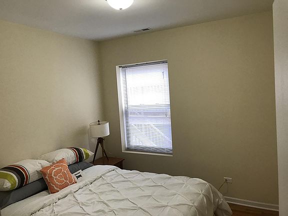 5th image of 4740 N Sacramento Ave #4750-2W