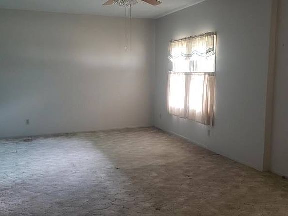 4th image of 1214 Baily St