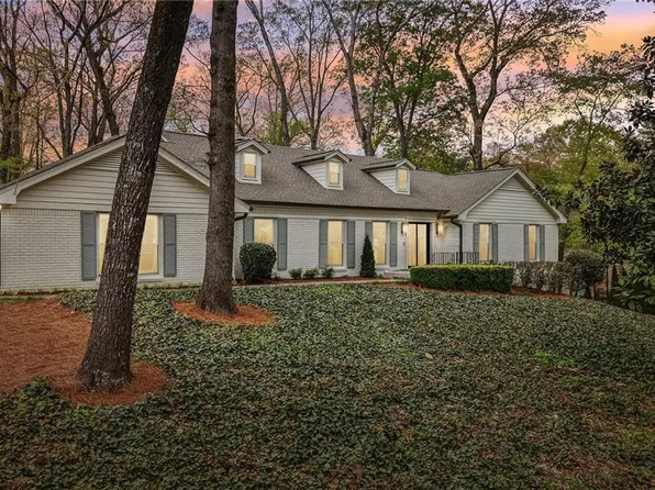 6335 Aberdeen Dr, Sandy Springs, GA 30328