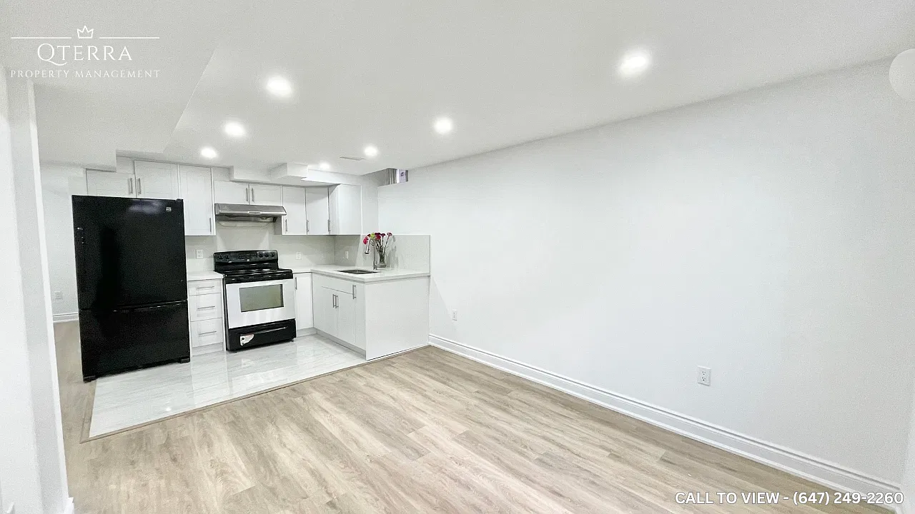 2 bed, 800 sqft, $1,950 — Photo 1