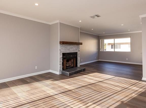 4th image of 677 County Square Dr Unit 59