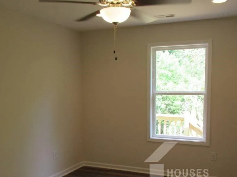 403 Bramlett Rd — Photo 7