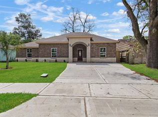 806 Armor Ave, Pasadena, TX 77502