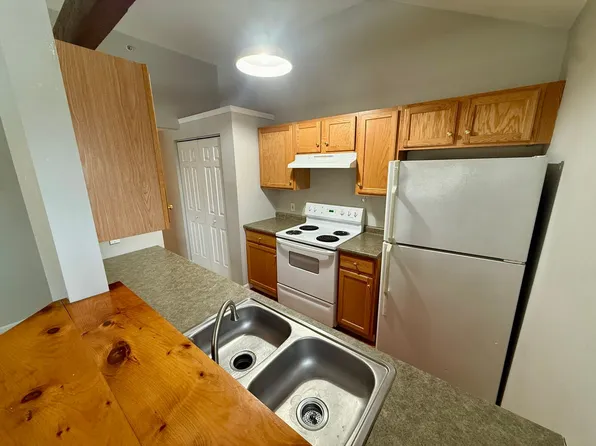 183 Lower Main St APT 207, Freeport, ME 04032