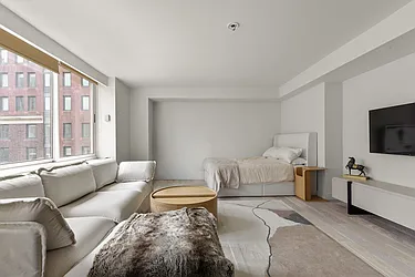 250 South End Avenue, #12F