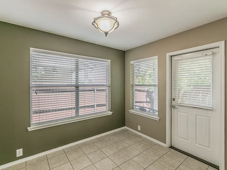 4521 Sheldon Trl — Photo 23