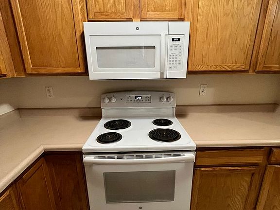 4th image of 20 Cloud Dr Unit C