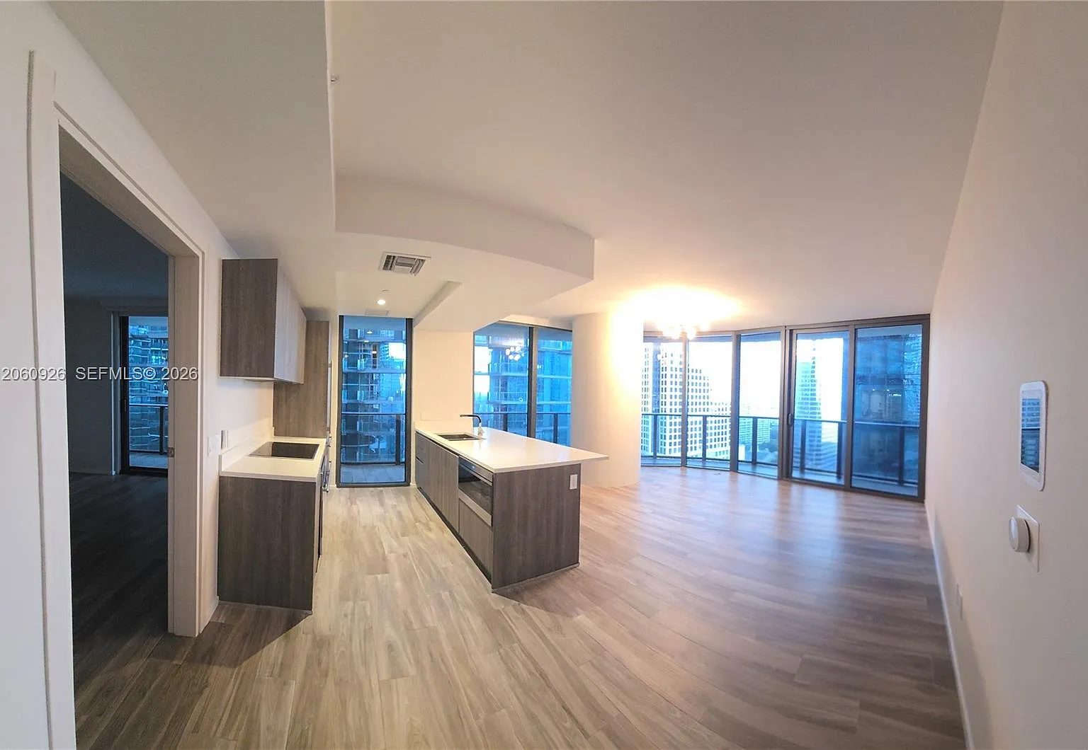 801 Sma Residences Condo — Photo 1