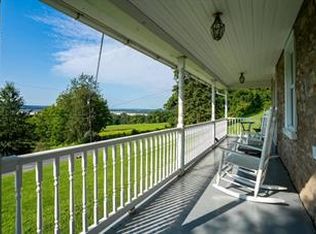 2159 Skyline Dr, Bethlehem, PA 18015