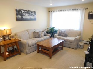 46 Park St #1-23, Newton, MA 02458
