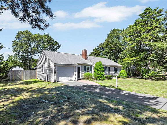 2nd image of 41 Yelverton Lane