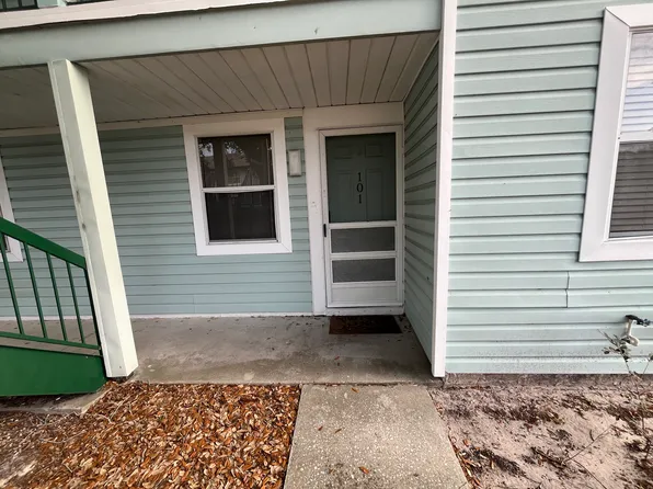 5053 Terrace Club Ln Unit 101, Tampa, FL 33617