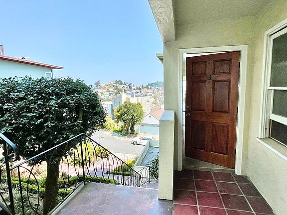 2nd image of 170 Graystone Ter APT 3