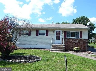 68 Christine Ave, Hamilton, NJ 08619