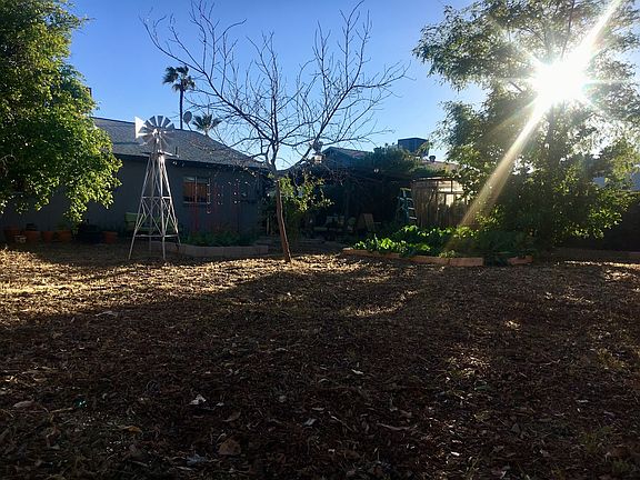 2nd image of 4638 W Altadena Ave