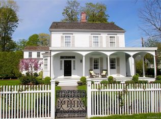 14 Willow St, Southport, CT 06890