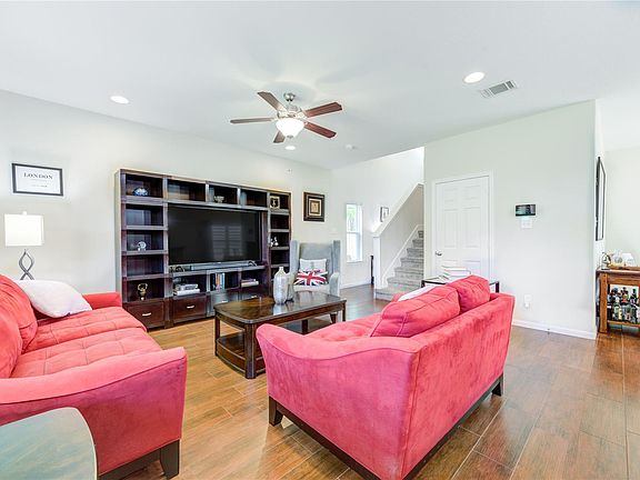 3rd image of 6314 Cebra St