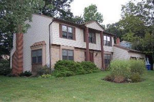 2nd image of 48 Pinecrest Dr