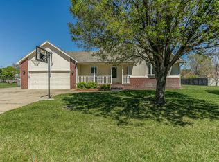 700 E Valley Park Dr, Valley Center, KS 67147