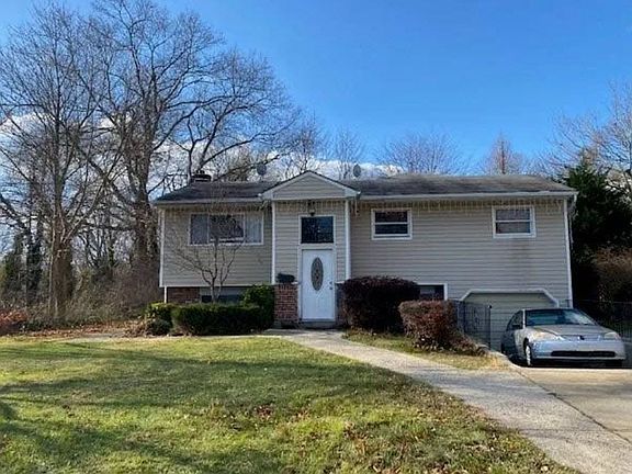 4th image of 1029 Joselson Ave
