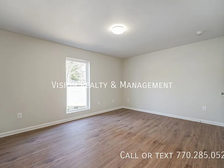102 Sewell Rd #5 — Photo 14
