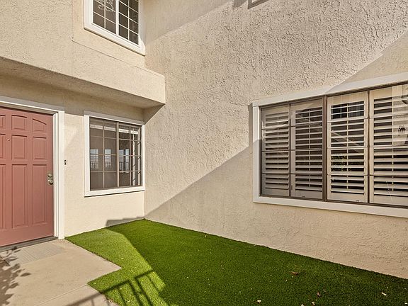 2nd image of 5621 E Stetson Ct