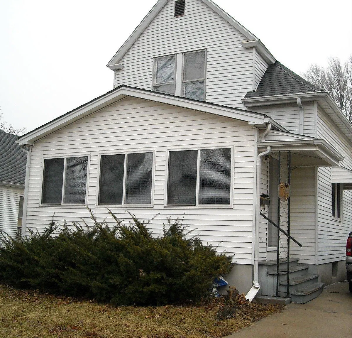 3 bed, 2246 sqft, $1,700 — Photo 1