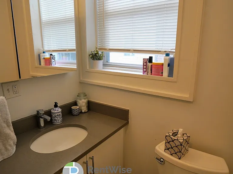 10 Brainerd Rd #42 — Photo 10