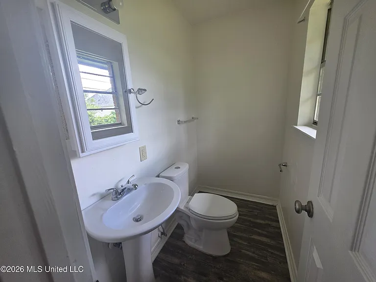 905 Spanish Acres Dr — Photo 9