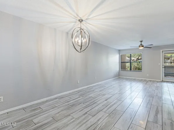5800 N Kolb Rd Unit 1104, Tucson, AZ 85750