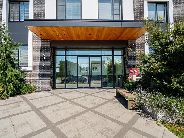 15815 85th Ave #407, Surrey, BC V4N 6W9